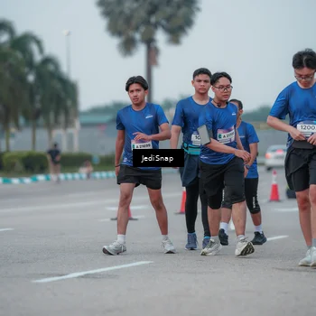 Runner Photo 7550765