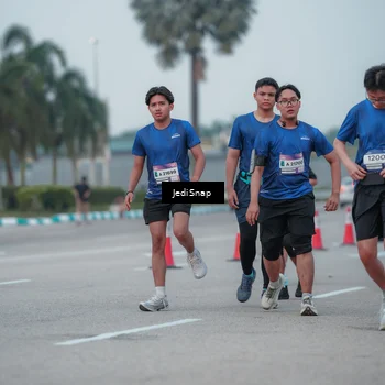 Runner Photo 7550767