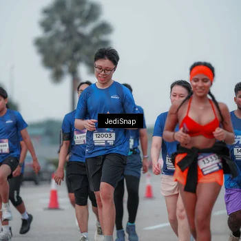 Runner Photo 7550776