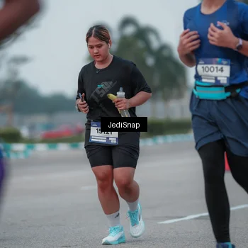 Runner Photo 7550788