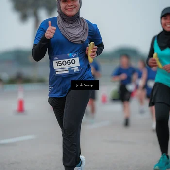 Runner Photo 7550806