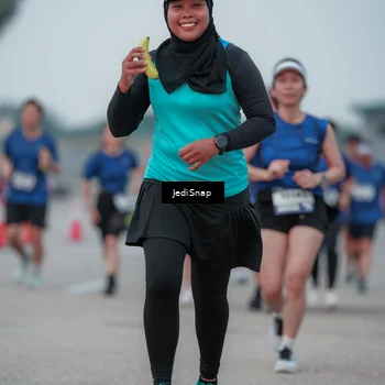 Runner Photo 7550807