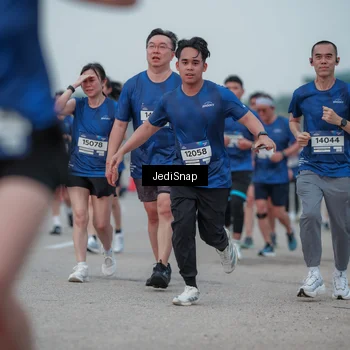 Runner Photo 7550819