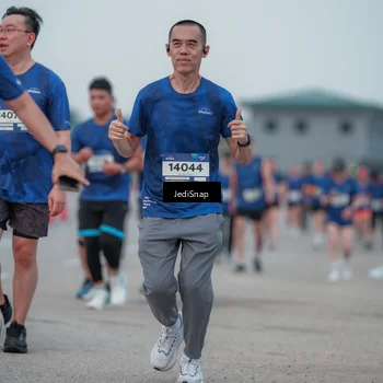 Runner Photo 7550821