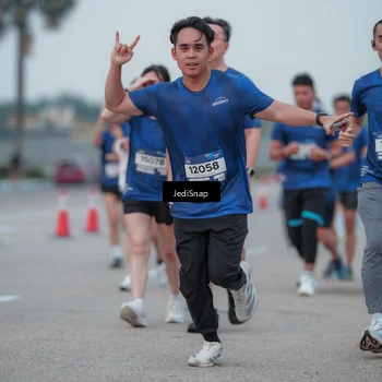 Runner Photo 7550822