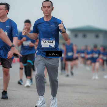 Runner Photo 7550823