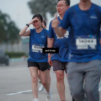 Runner Photo 7550828