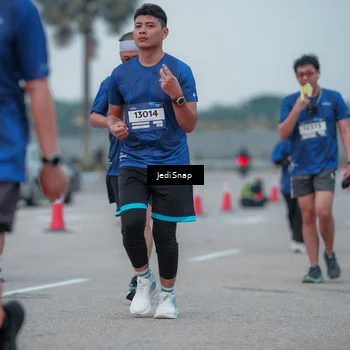 Runner Photo 7550838