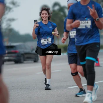 Runner Photo 7550840