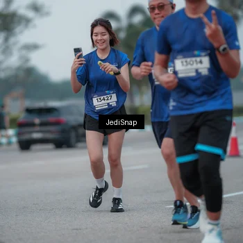 Runner Photo 7550849