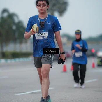 Runner Photo 7550857
