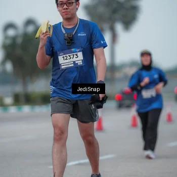 Runner Photo 7550859