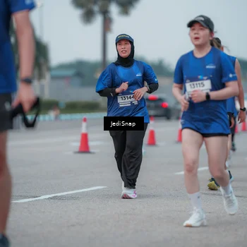 Runner Photo 7550860