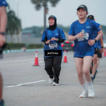 Runner Photo 7550861