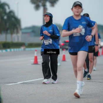 Runner Photo 7550862