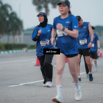 Runner Photo 7550863
