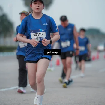 Runner Photo 7550864