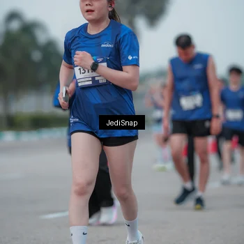 Runner Photo 7550865