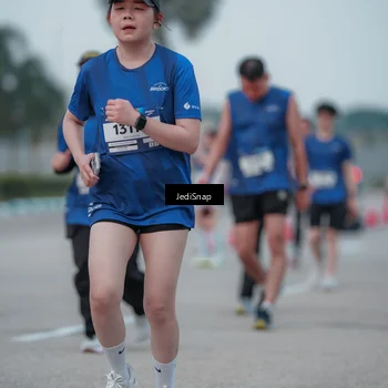 Runner Photo 7550867