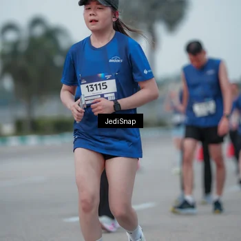 Runner Photo 7550868