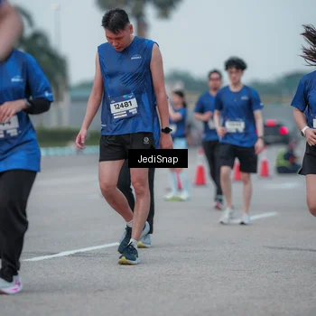 Runner Photo 7550870