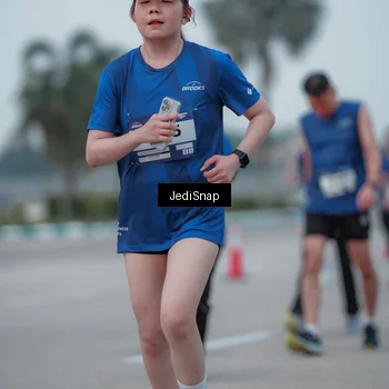 Runner Photo 7550871