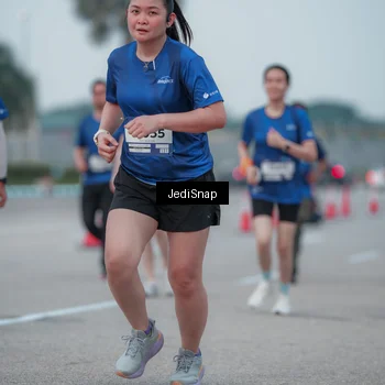 Runner Photo 7550879
