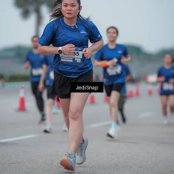 Runner Photo 7550880