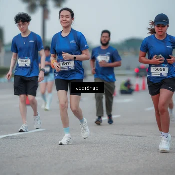 Runner Photo 7550881