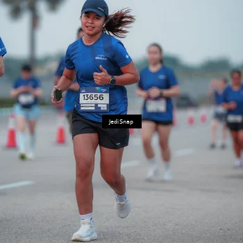 Runner Photo 7550890