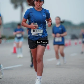 Runner Photo 7550892