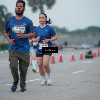 Runner Photo 7550895