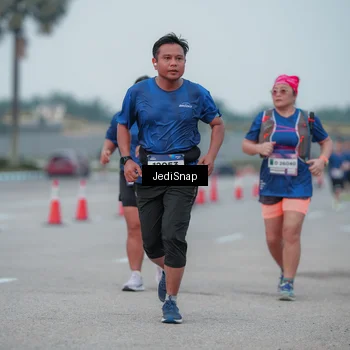 Runner Photo 7550917
