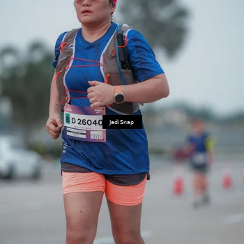 Runner Photo 7550924