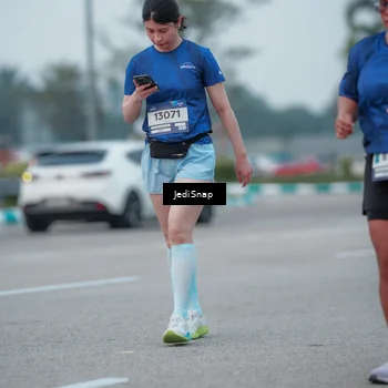 Runner Photo 7550928