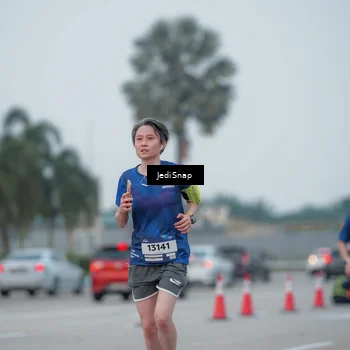 Runner Photo 7550931