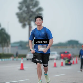 Runner Photo 7550939