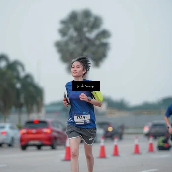 Runner Photo 7550945