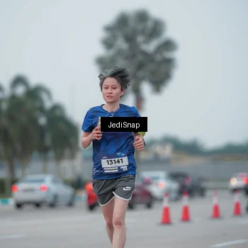 Runner Photo 7550951