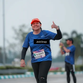 Runner Photo 7550959