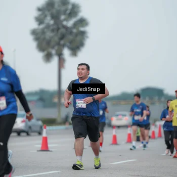 Runner Photo 7550960