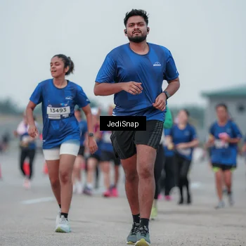 Runner Photo 7550985