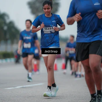 Runner Photo 7550995