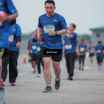 Runner Photo 7551012