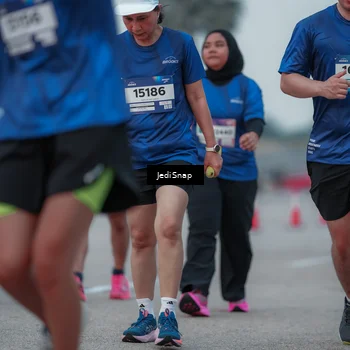 Runner Photo 7551020