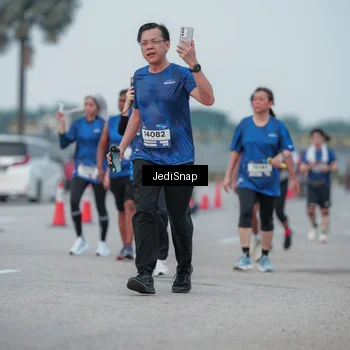 Runner Photo 7551025