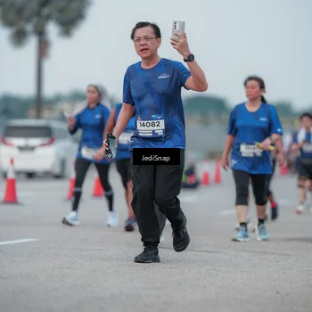 Runner Photo 7551029