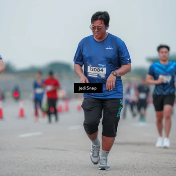 Runner Photo 7551062