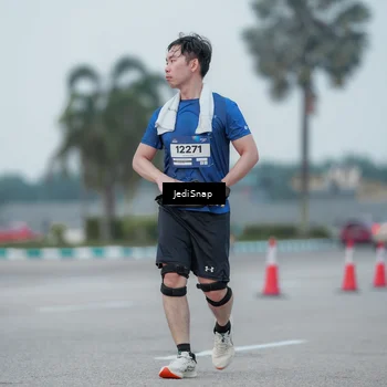 Runner Photo 7551065