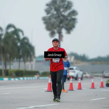 Runner Photo 7551079